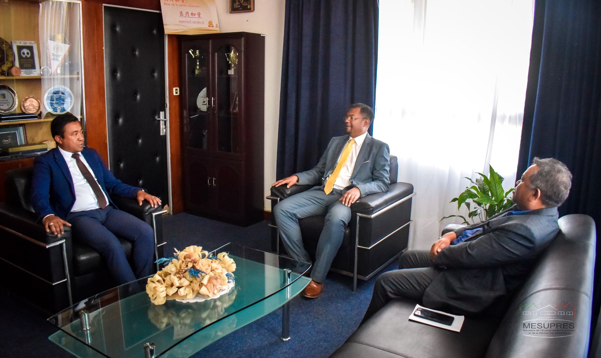 11 2025 Fanomezana Panneaux Solaires ho an ny oniversite 04112025 10