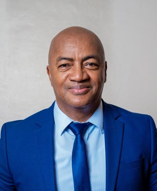 Président de l'Université de Mahajanga Professeur RANDRIANAMBININA Blanchard